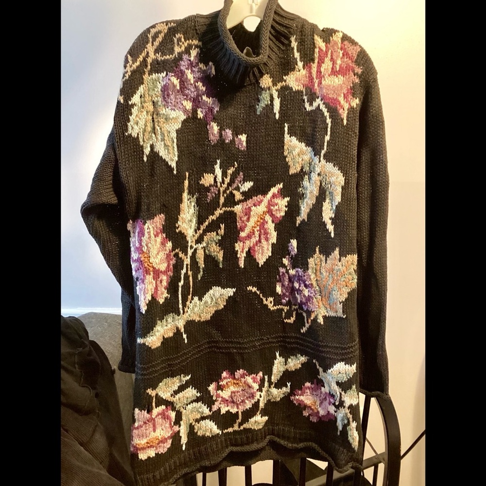 M L 1990s Hand Knit Fair Isle Floral Black Pullover Sweater